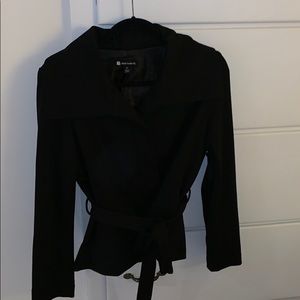 Woman’s Black belted blazer with hidden buttons
